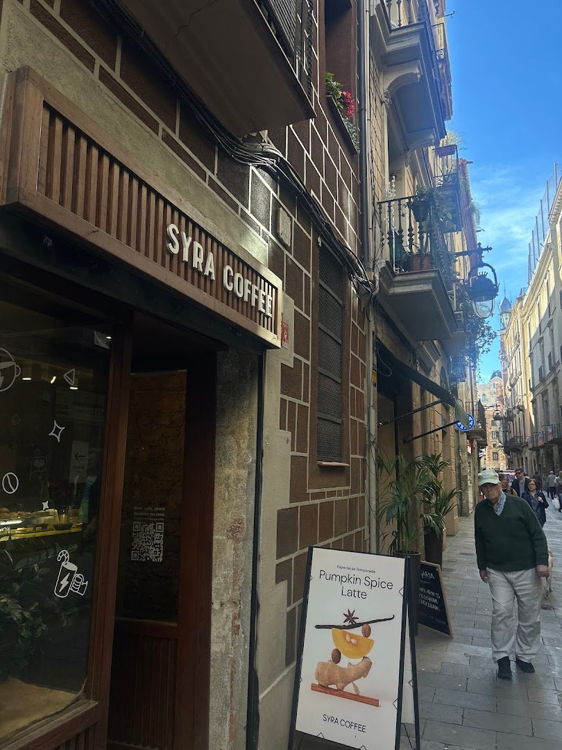 Syra Coffee - Born specialty coffee shop in Barcelona - photo 10