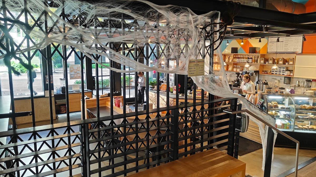 Caffe Ladro - South Lake Union Fairview specialty coffee shop in Seattle - photo 5