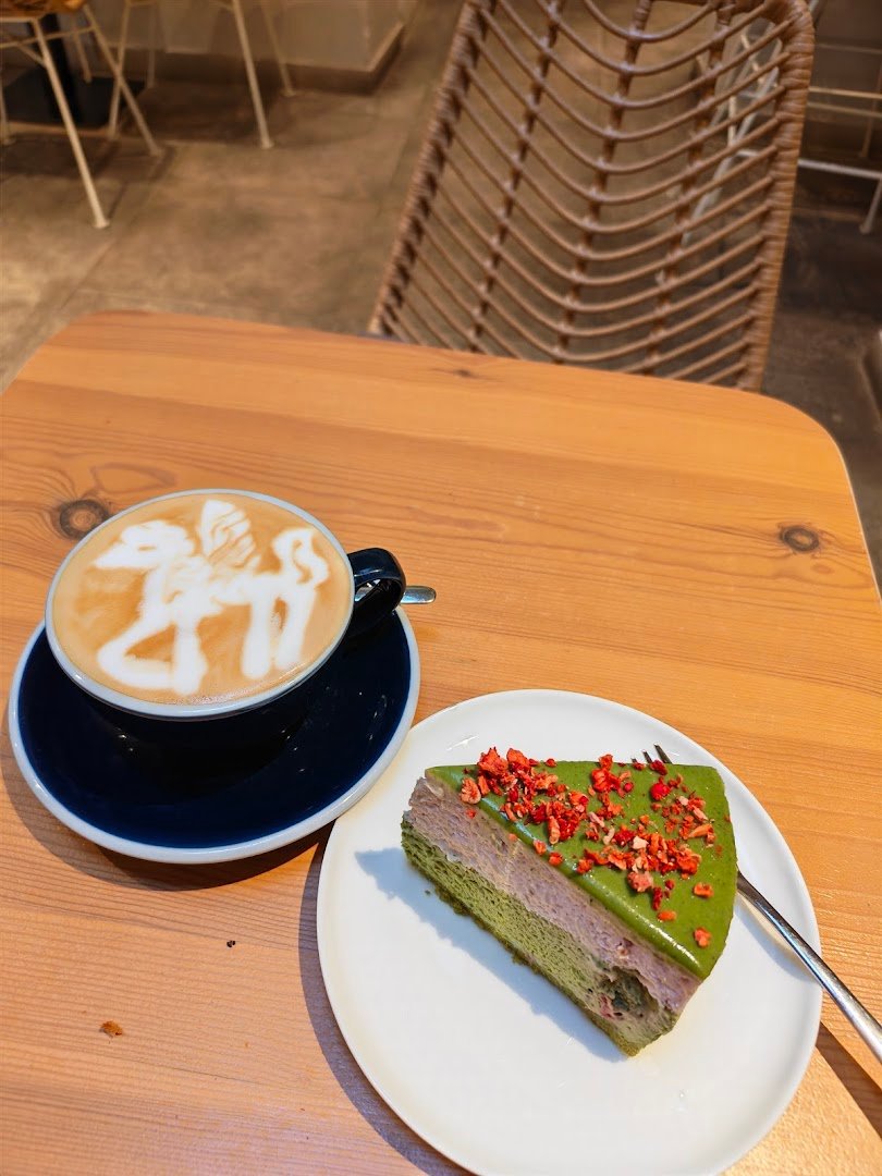 Maison coffee specialty coffee shop in Barcelona - photo 5