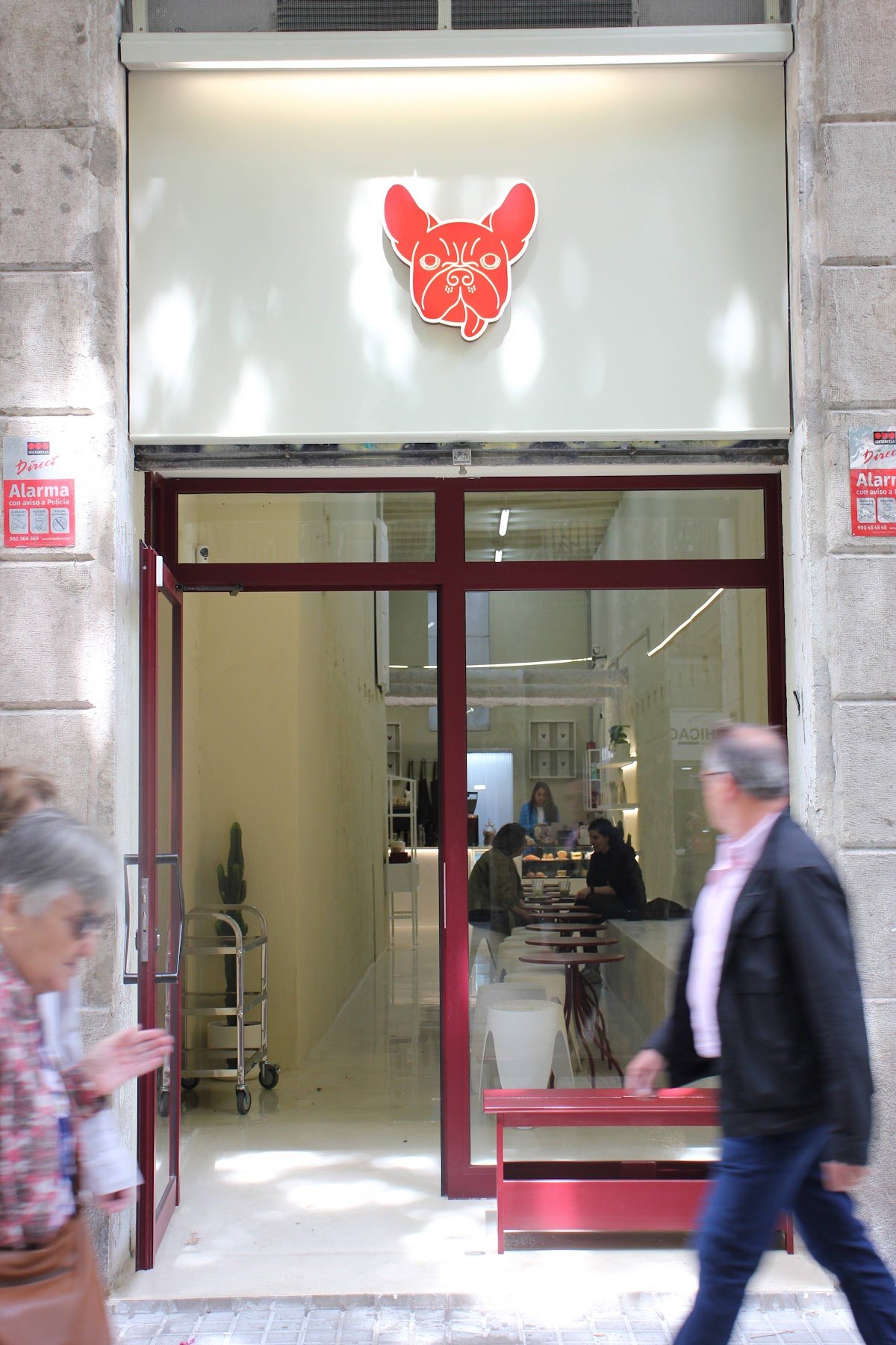 Charlie Coffee Company specialty coffee shop in Barcelona - photo 2