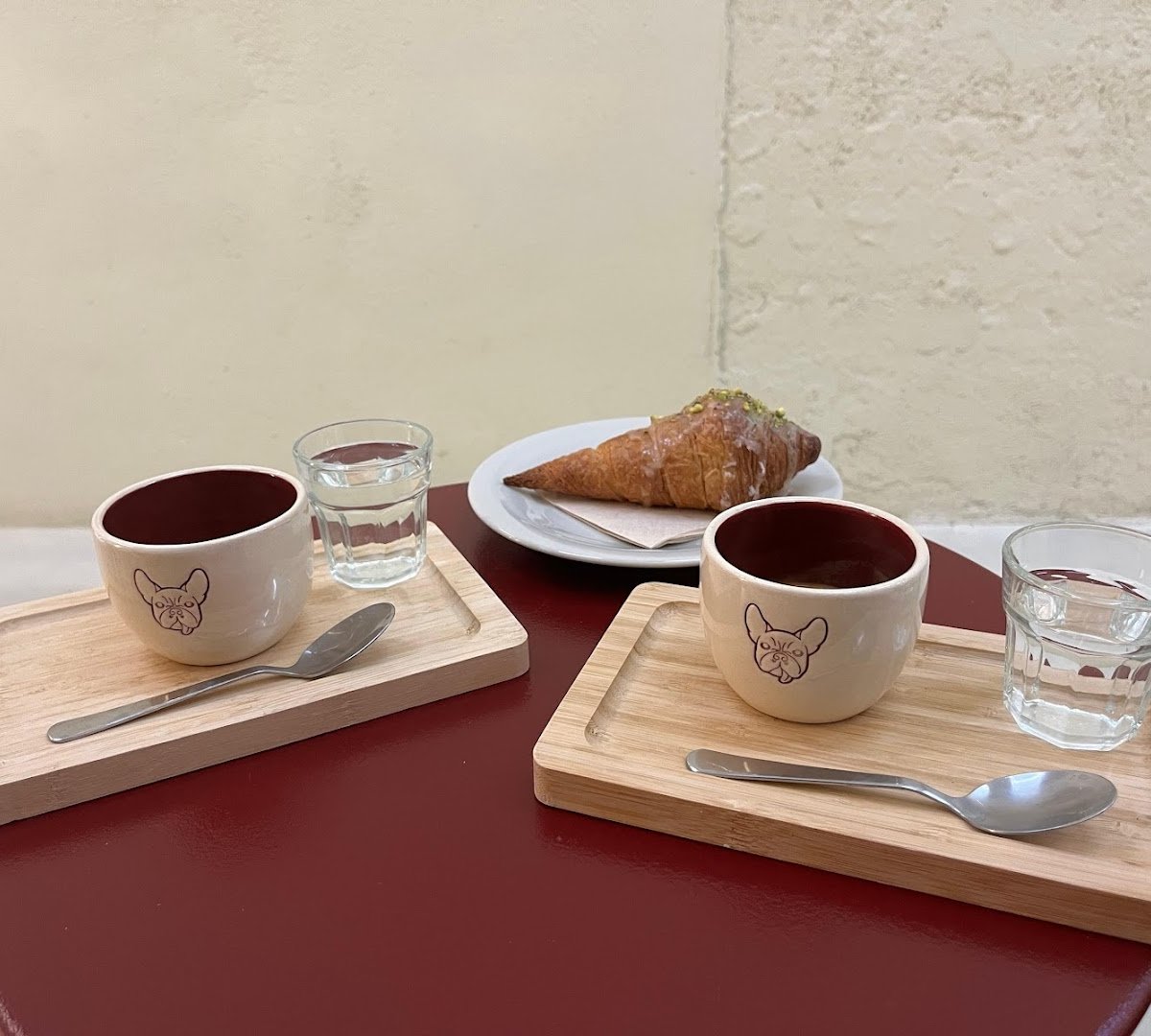 Charlie Coffee Company specialty coffee shop in Barcelona - photo 9