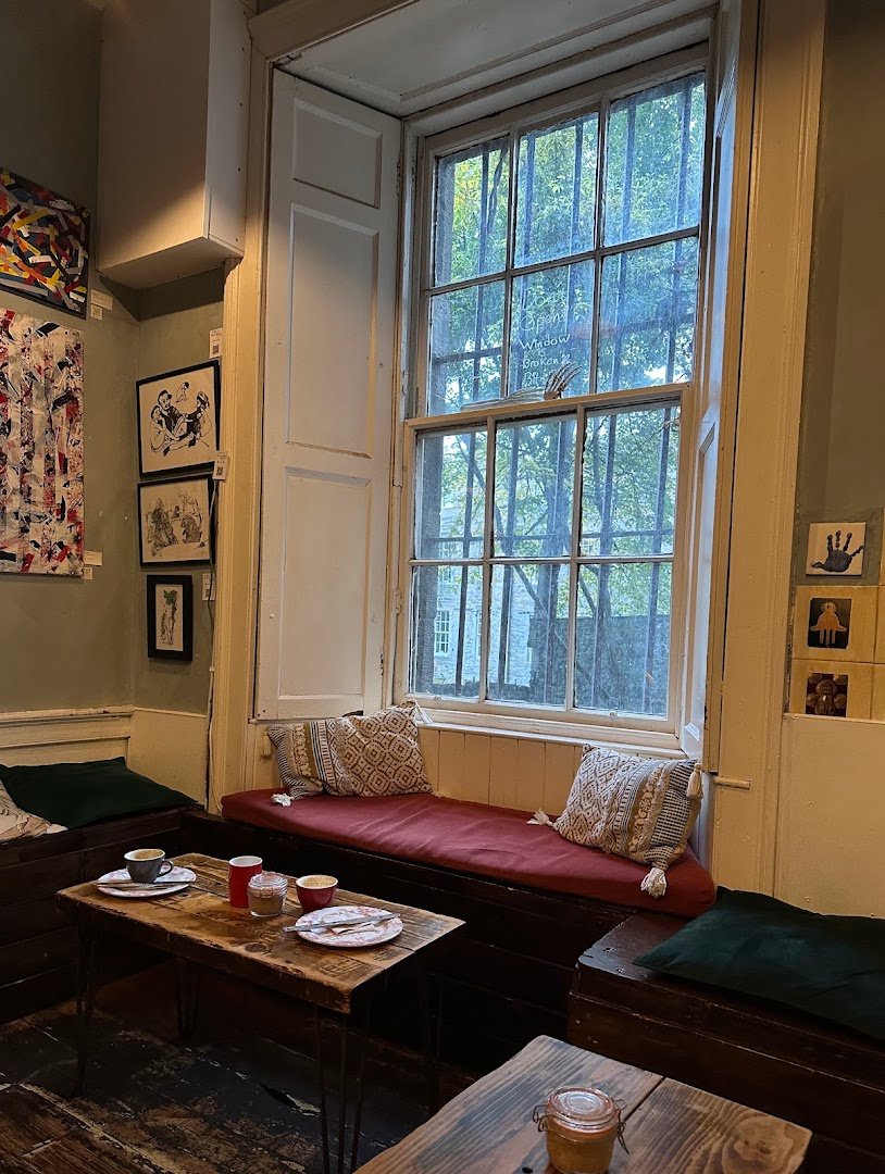 Interior of Artisan Roast Broughton street, specialty coffee shop in Edinburgh