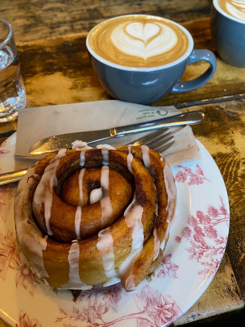 Coffee at Artisan Roast Broughton street, specialty coffee shop in Edinburgh