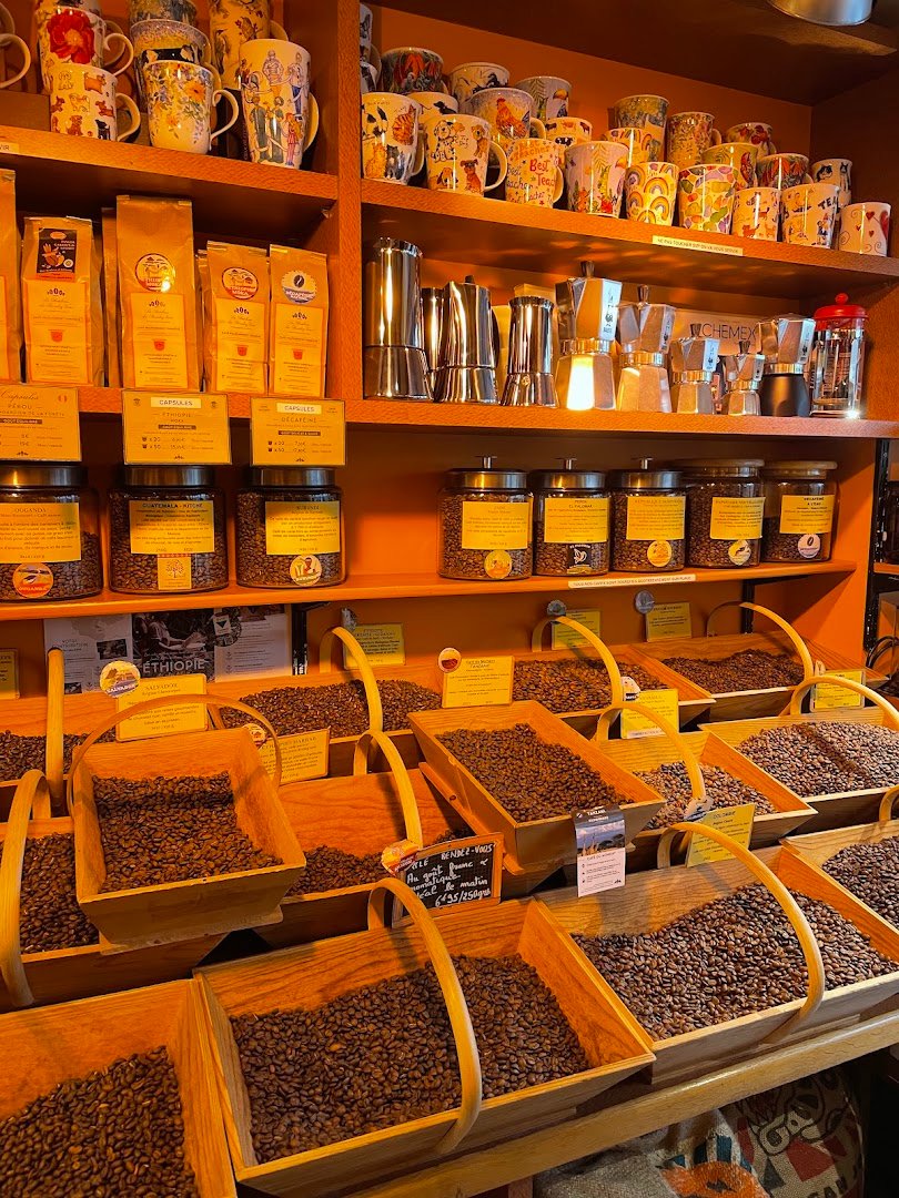 Brûlerie de Varenne specialty coffee shop in Paris - photo 3