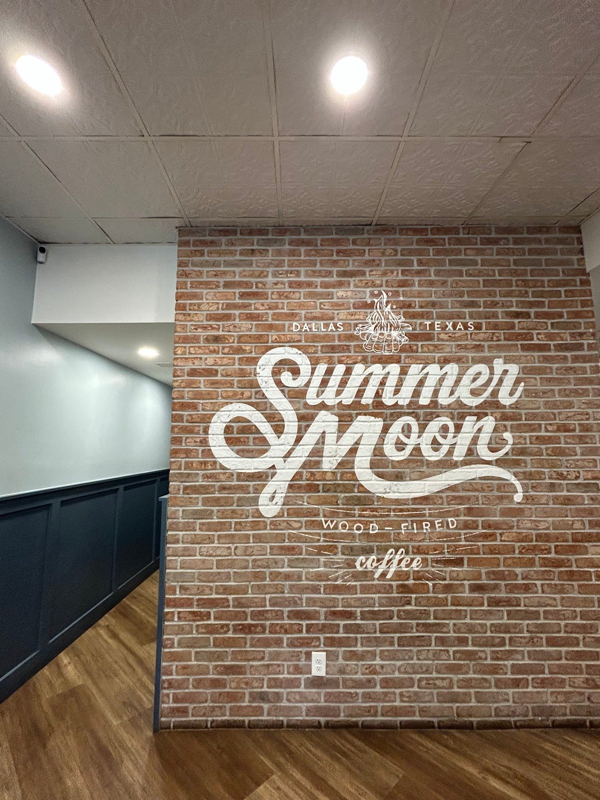 Summer Moon Coffee specialty coffee shop in Dallas - photo 4