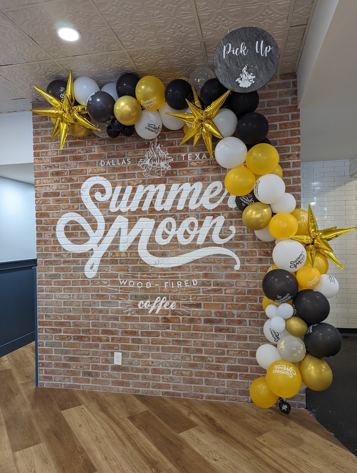 Summer Moon Coffee specialty coffee shop in Dallas - photo 7