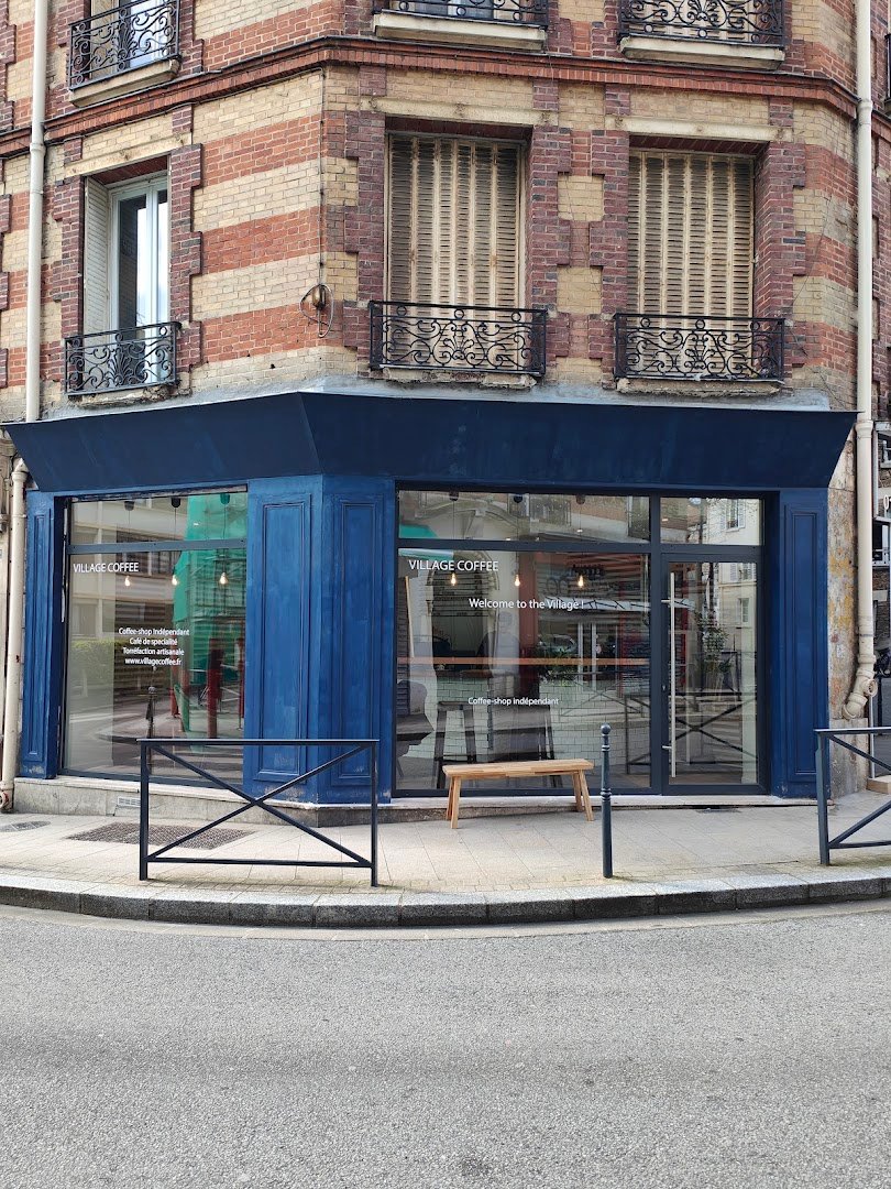 Village Coffee specialty coffee shop in Paris - photo 3