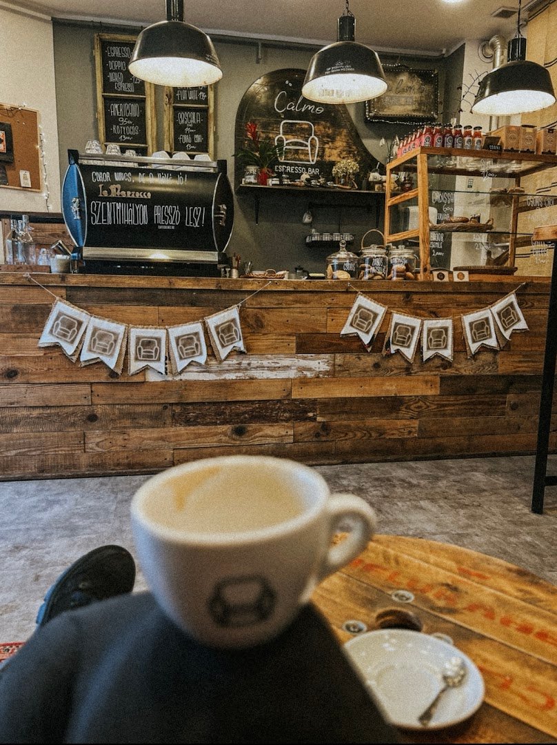 Cafe Calmo - Specialty, Espresso Bár specialty coffee shop in Budapest - photo 3