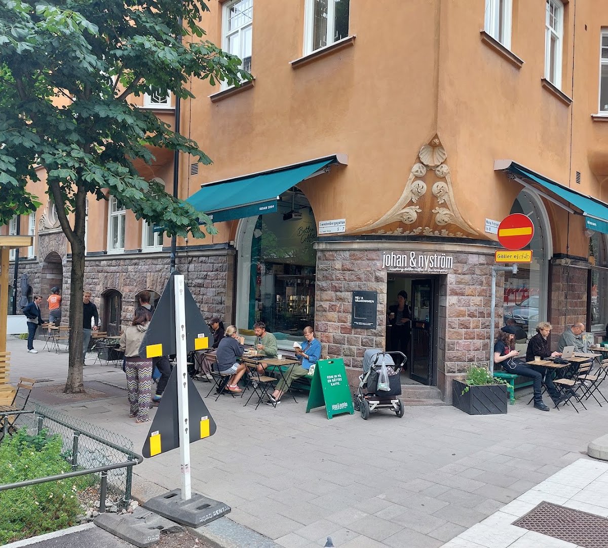 Storefront of Johan & Nyström - Swedenborgsgatan, specialty coffee shop in Stockholm