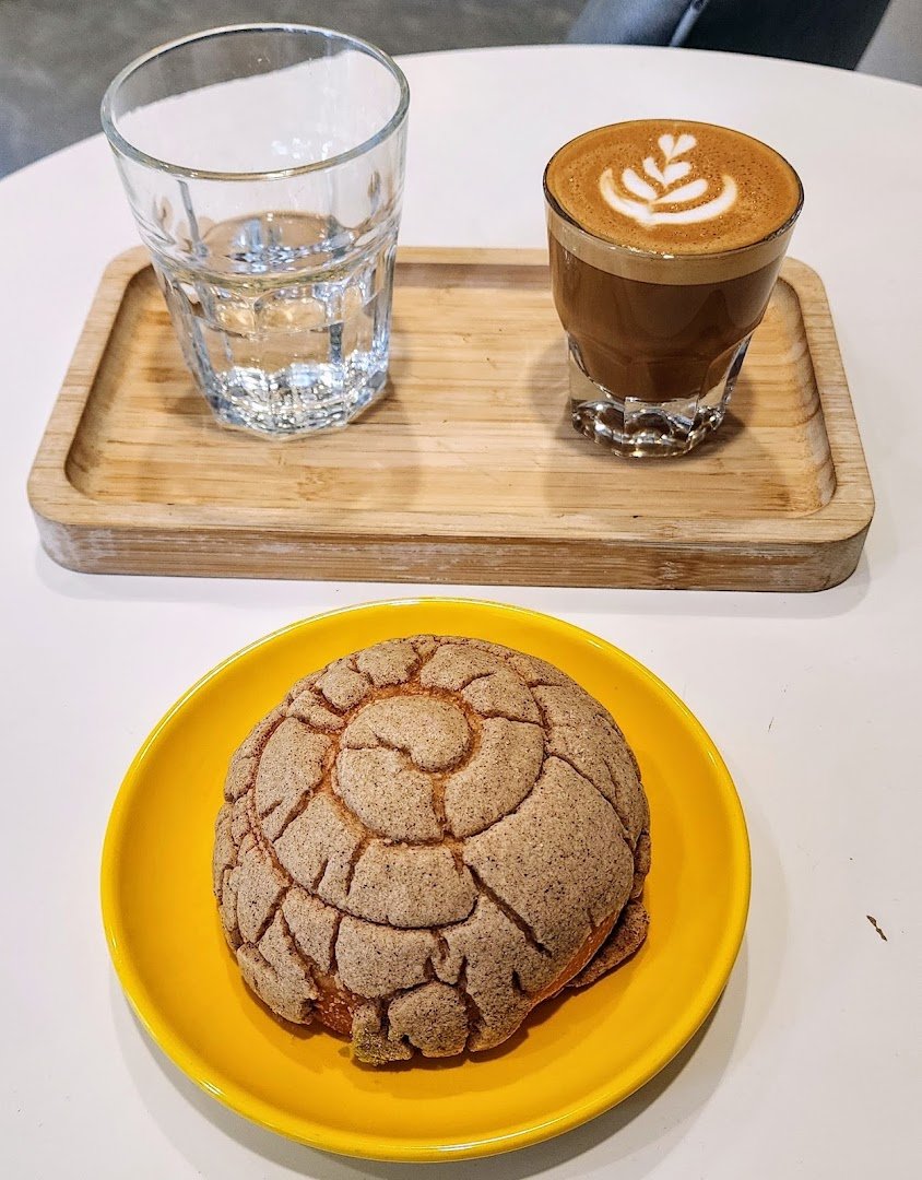 Coffee at Flor and Seed Coffee Roasters, specialty coffee shop in San Diego