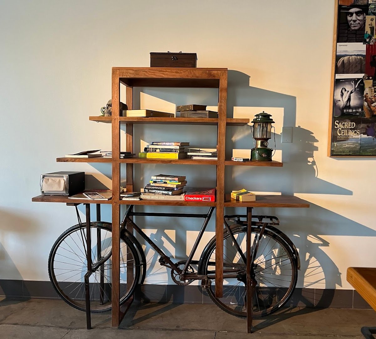 Trail Town Coffee specialty coffee shop in Chattanooga - photo 11