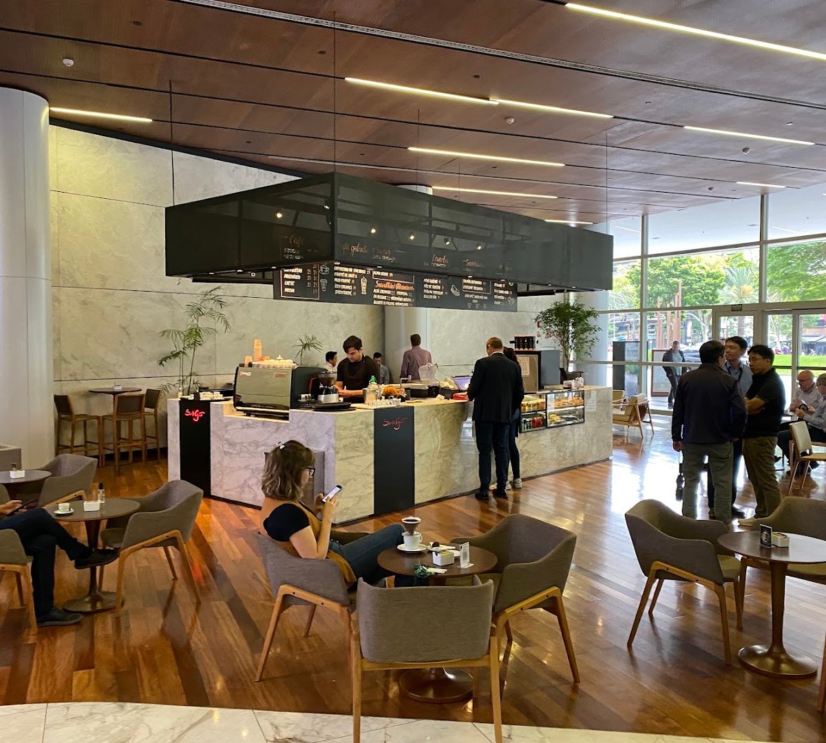 Interior of Santo Grão - Morumbi, specialty coffee shop in São Paulo