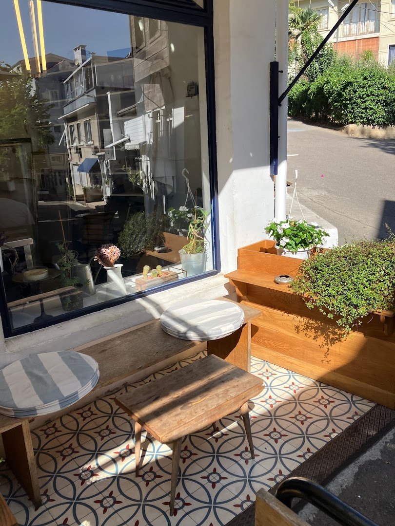 Four Letter Word Coffee specialty coffee shop in Istanbul - photo 10
