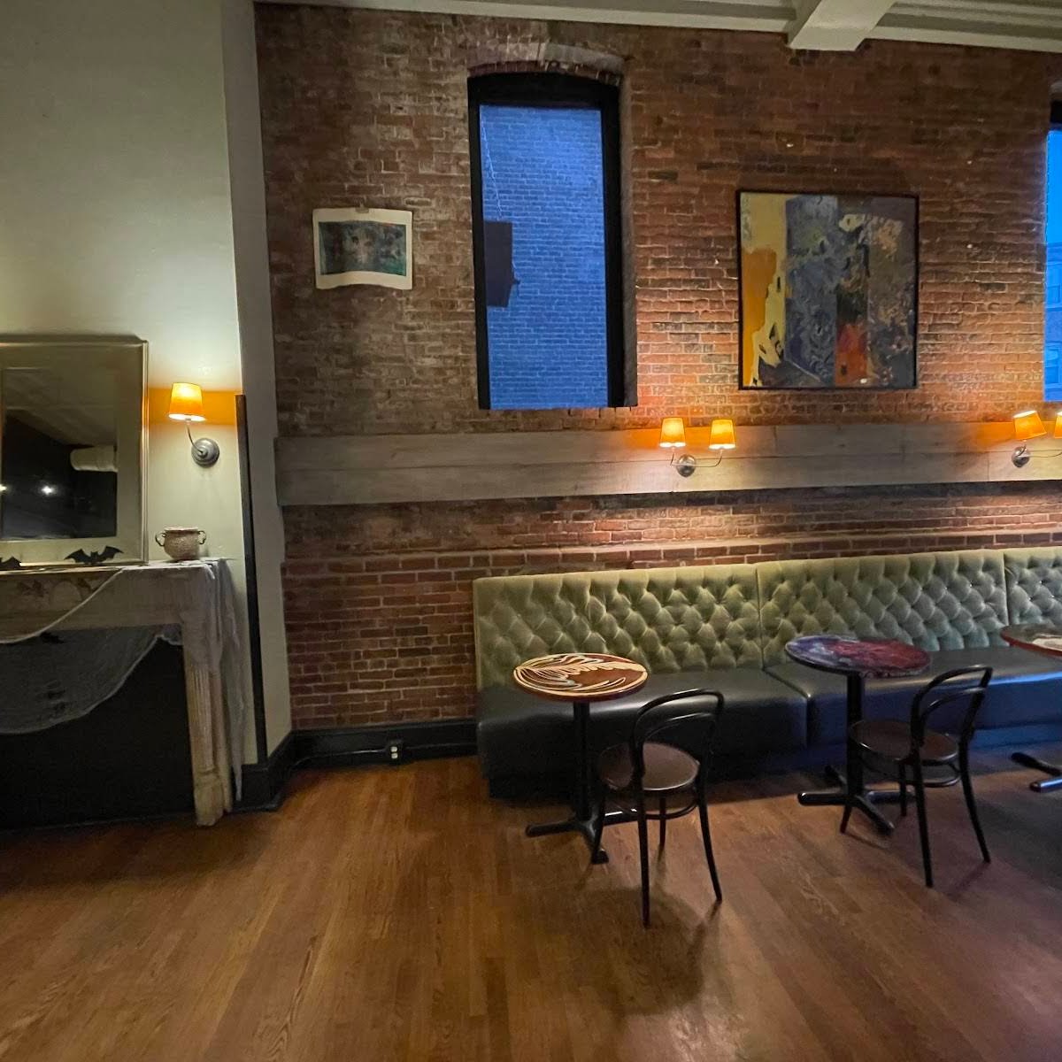 Pavement Coffeehouse - Symphony specialty coffee shop in Boston - photo 12