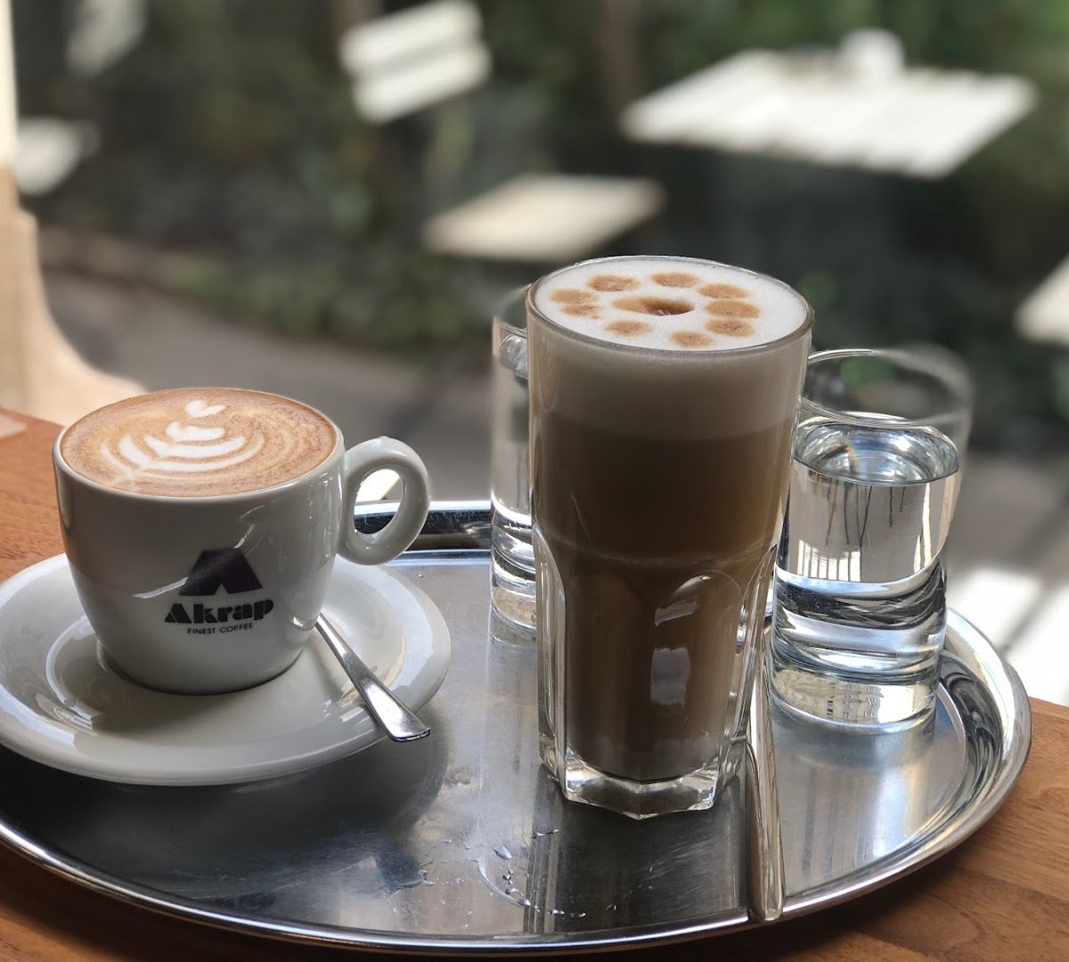 Coffee at Akrap Espressobar, specialty coffee shop in Vienna
