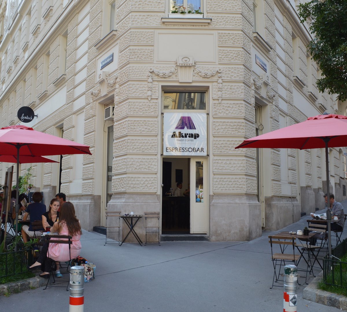 Storefront of Akrap Espressobar, specialty coffee shop in Vienna