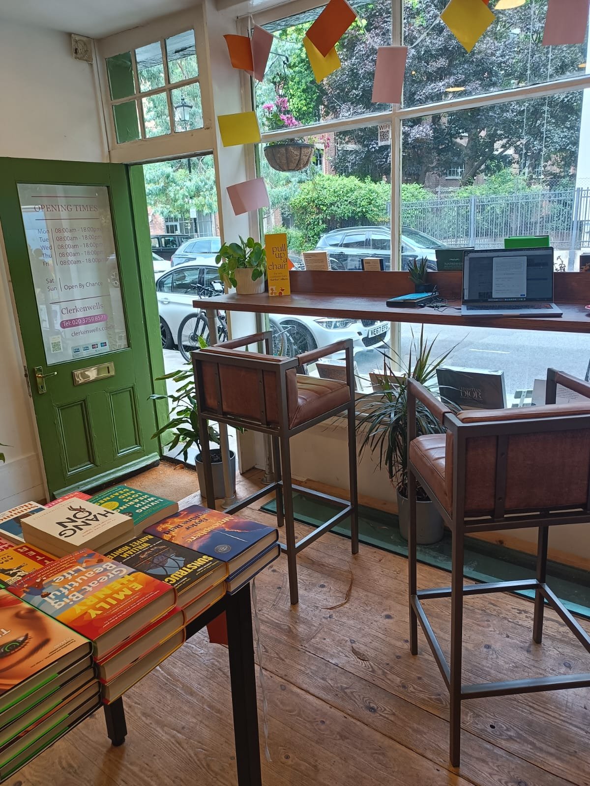 Clerkenwells, Coffee & Book Shop specialty coffee shop in London - photo 7