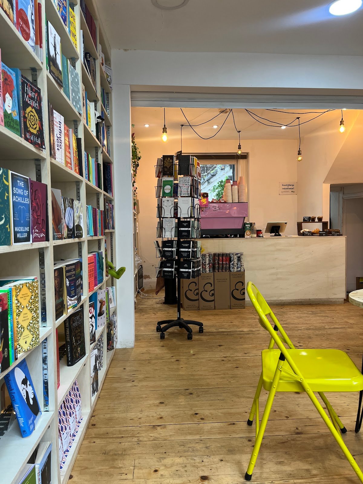 Clerkenwells, Coffee & Book Shop specialty coffee shop in London - photo 8
