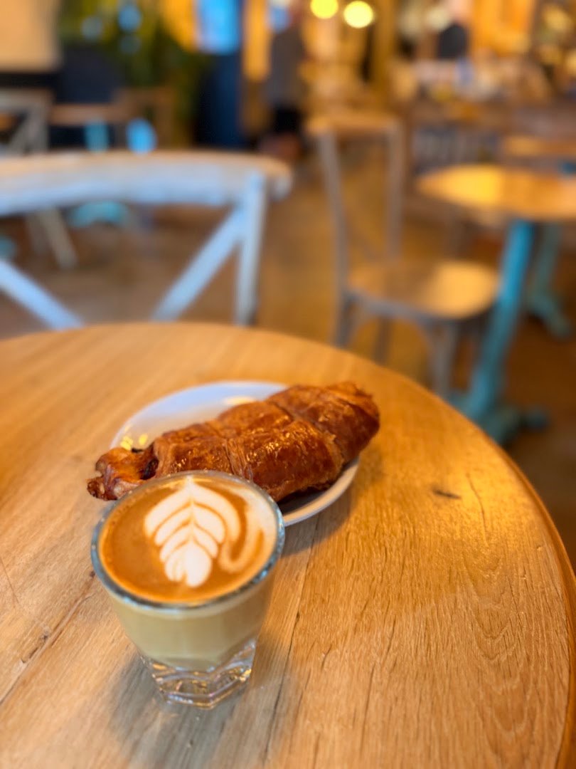 Bad Bunnies Coffee specialty coffee shop in Charleston - photo 4