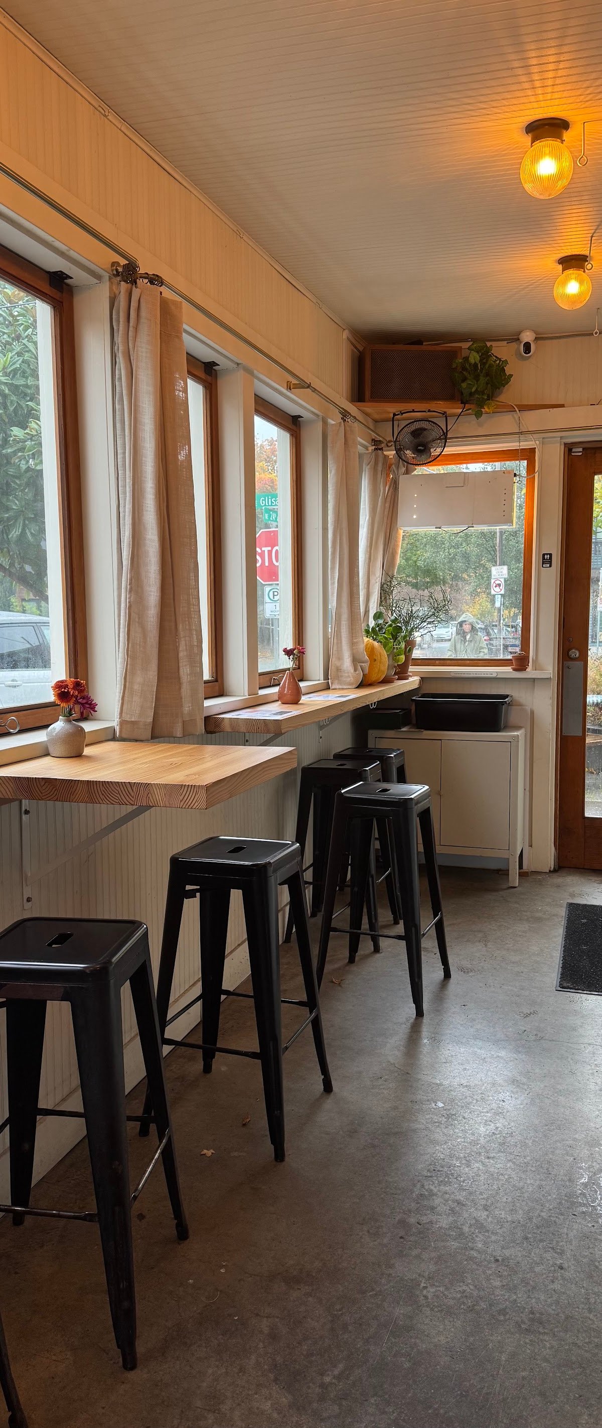 Slow Haste Coffee specialty coffee shop in Portland - photo 15