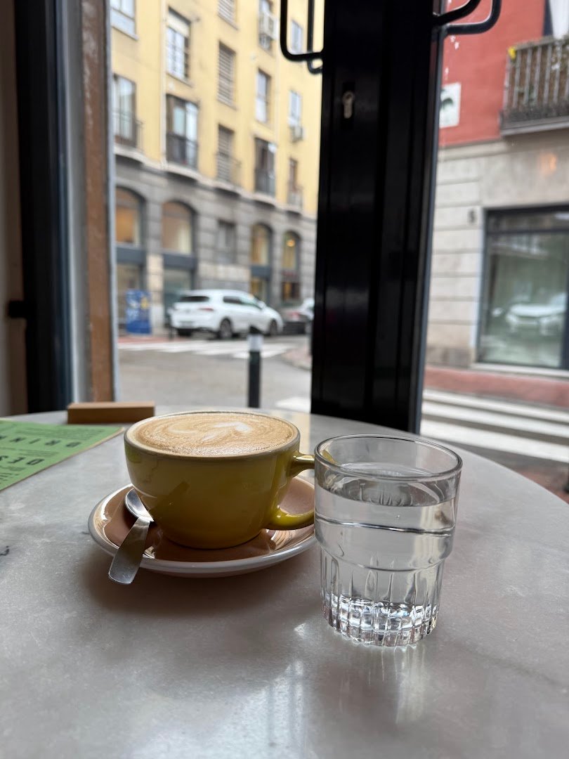 Ruda Café en Trava Bar specialty coffee shop in Madrid - photo 4