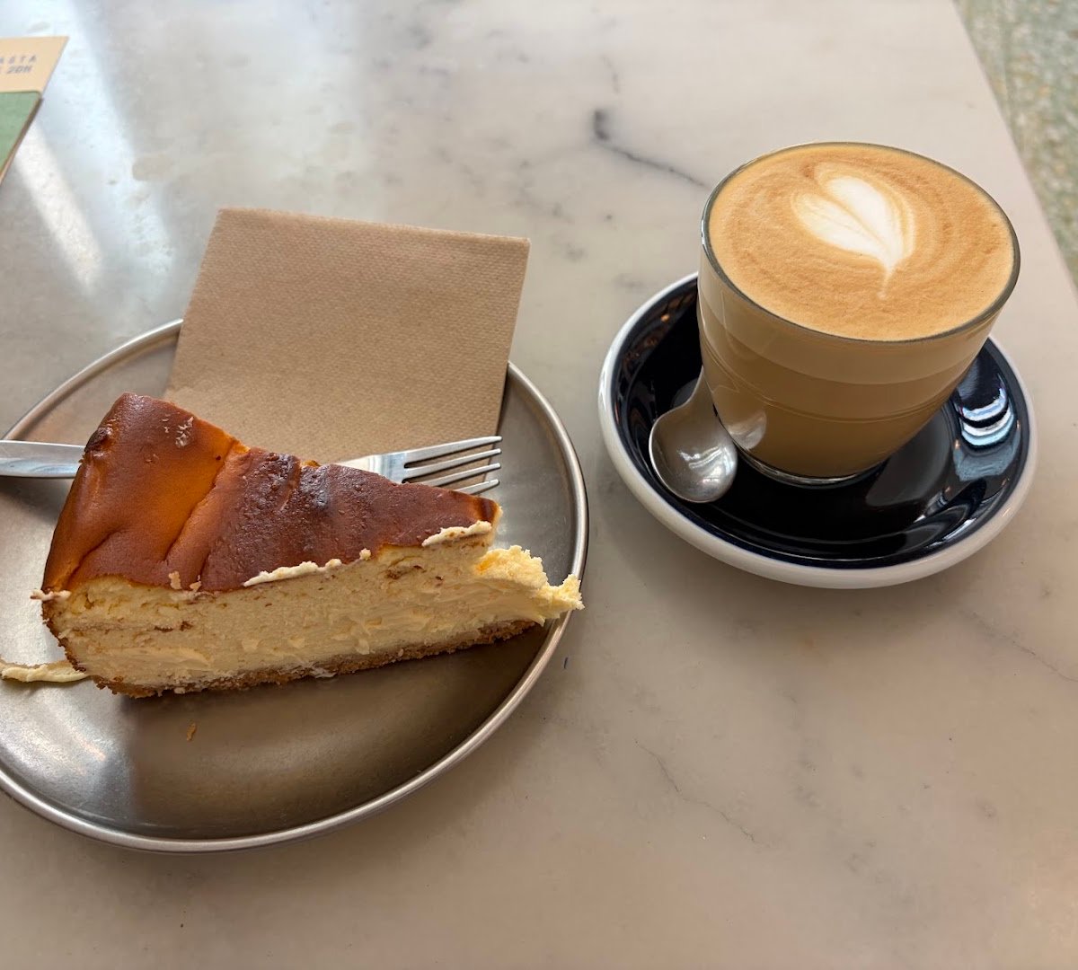 Ruda Café en Trava Bar specialty coffee shop in Madrid - photo 7