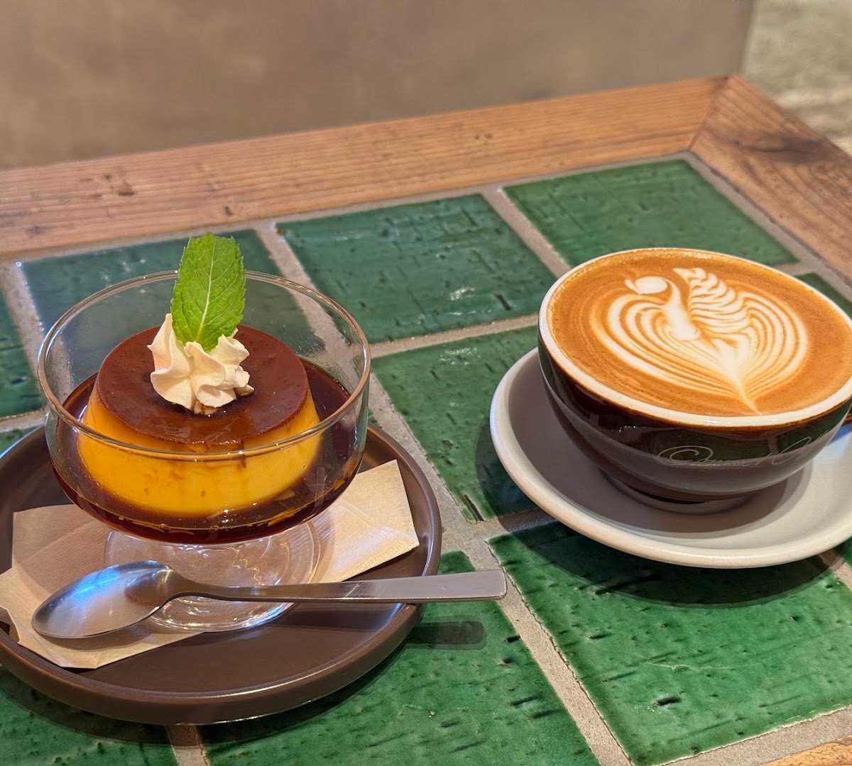 Coffee at coffee stand TENGACHA, specialty coffee shop in Osaka