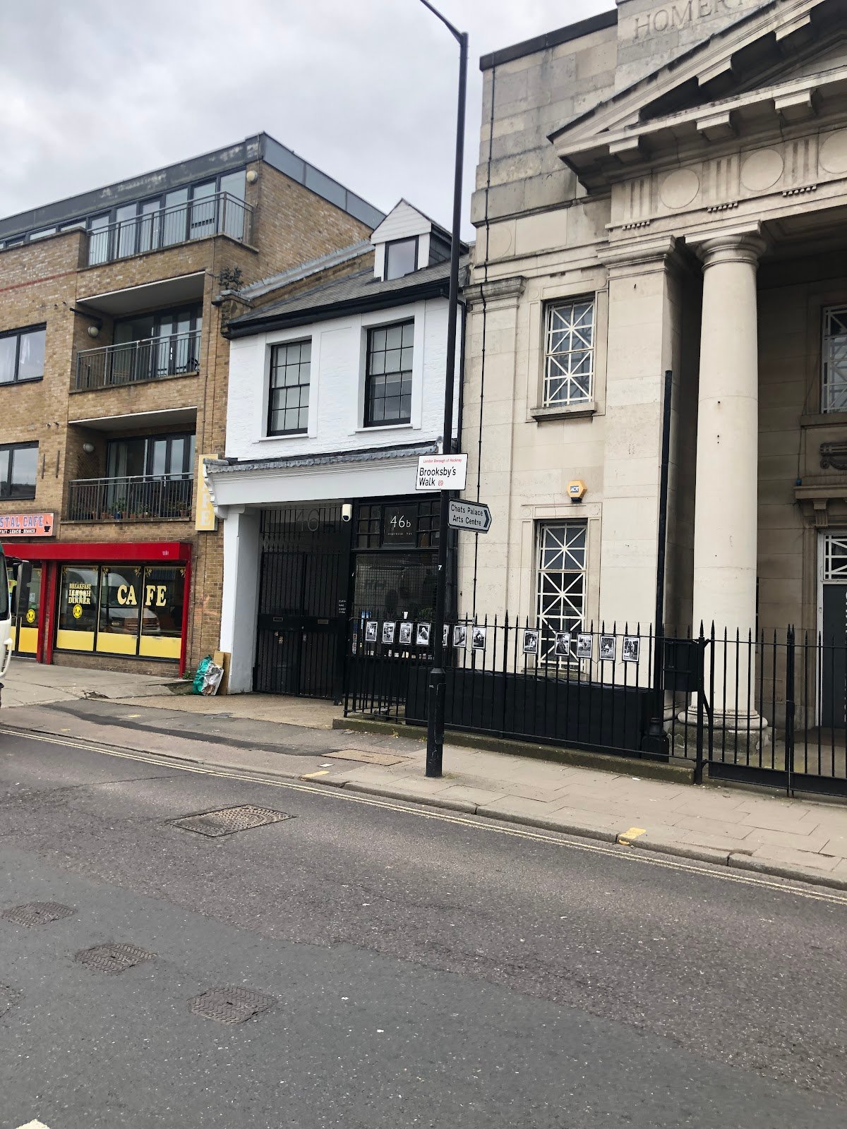 46b Espresso Hut specialty coffee shop in London - photo 4