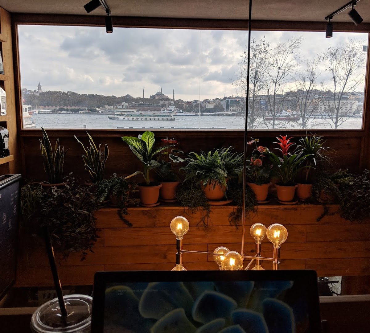 EspressoLab specialty coffee shop in Istanbul - photo 4