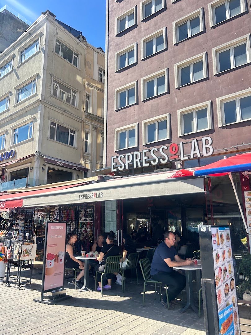 EspressoLab specialty coffee shop in Istanbul - photo 9
