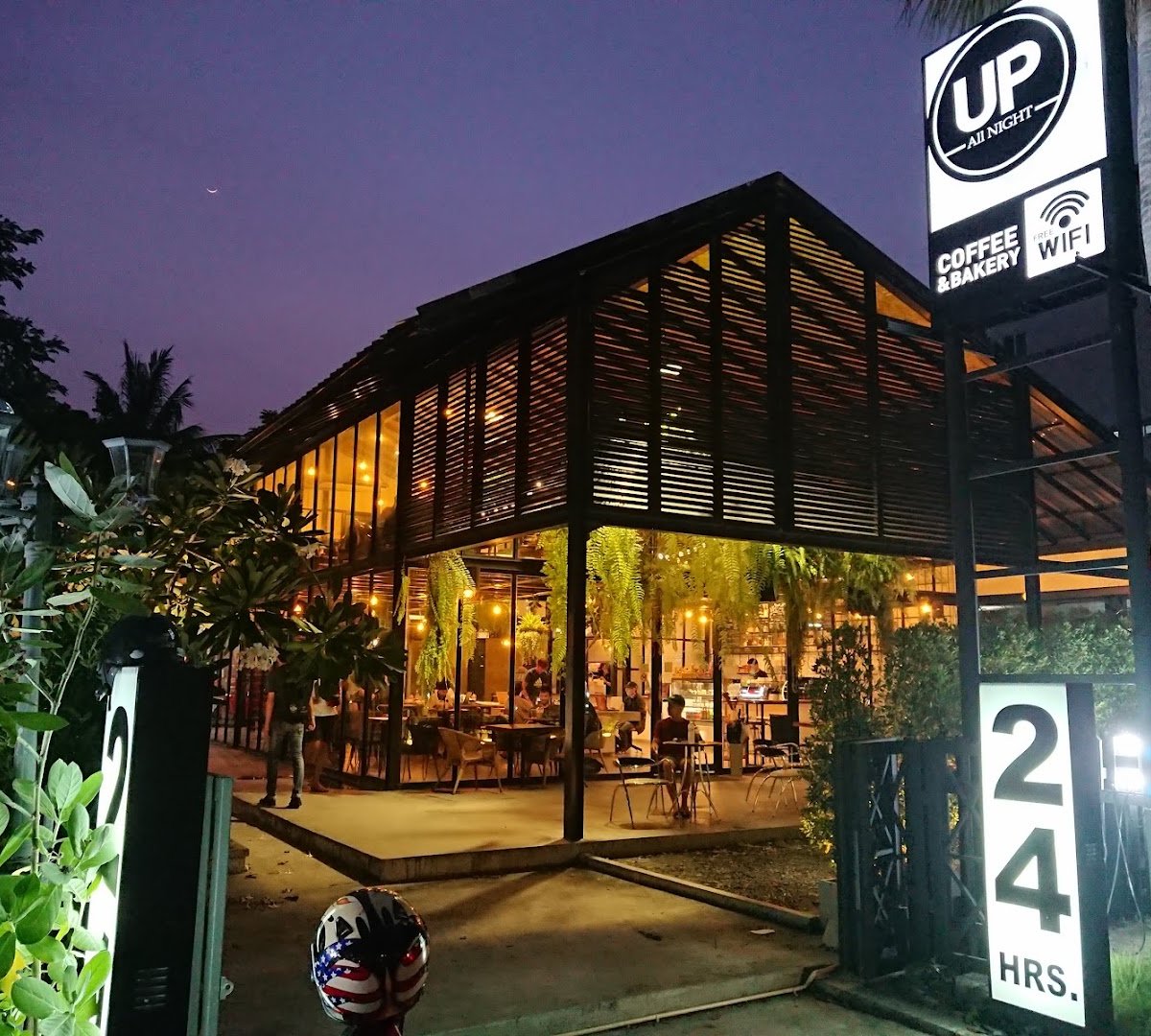 Hacking Coffee Flagship specialty coffee shop in Bangkok - photo 9