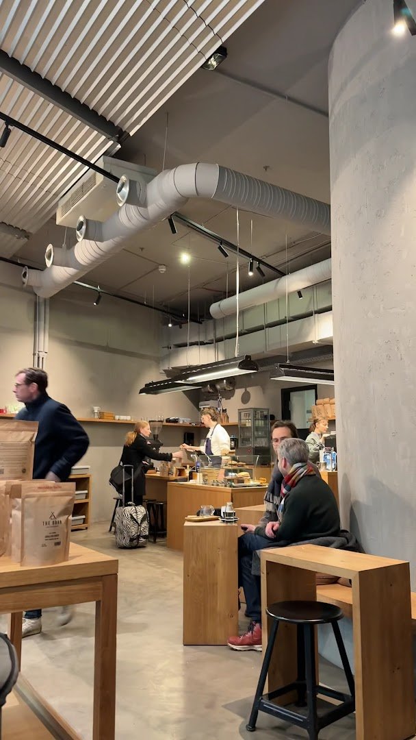 THE BARN Ku'damm specialty coffee shop in Berlin - photo 11