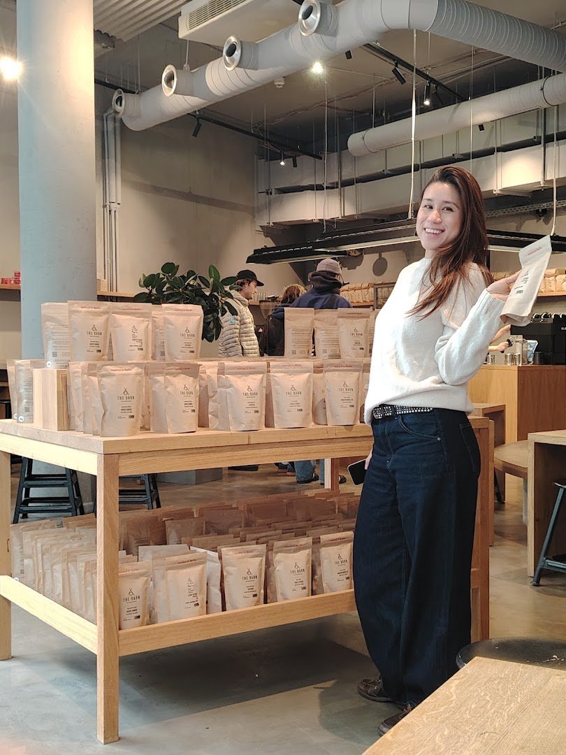 THE BARN Ku'damm specialty coffee shop in Berlin - photo 3