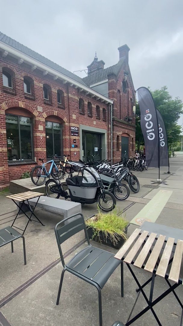 Espressofabriek specialty coffee shop in Amsterdam - photo 9