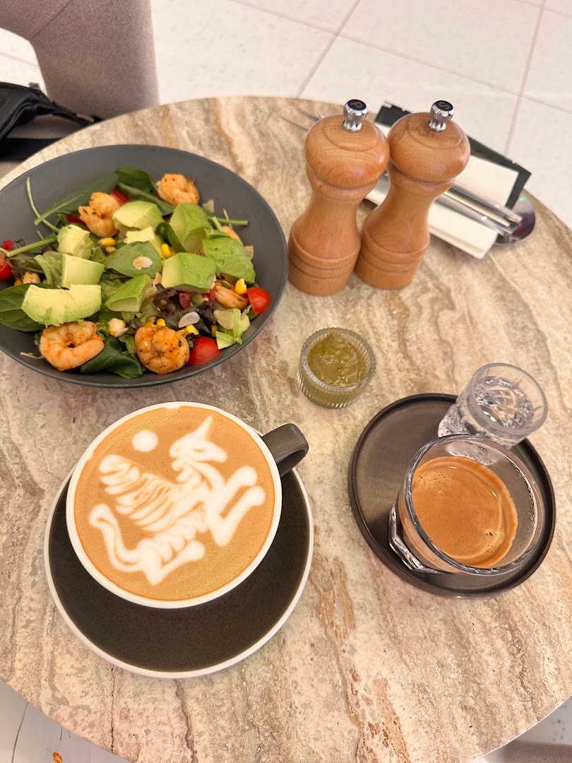 Roasters Specialty Coffee House Dubai Mall specialty coffee shop in Dubai - photo 4