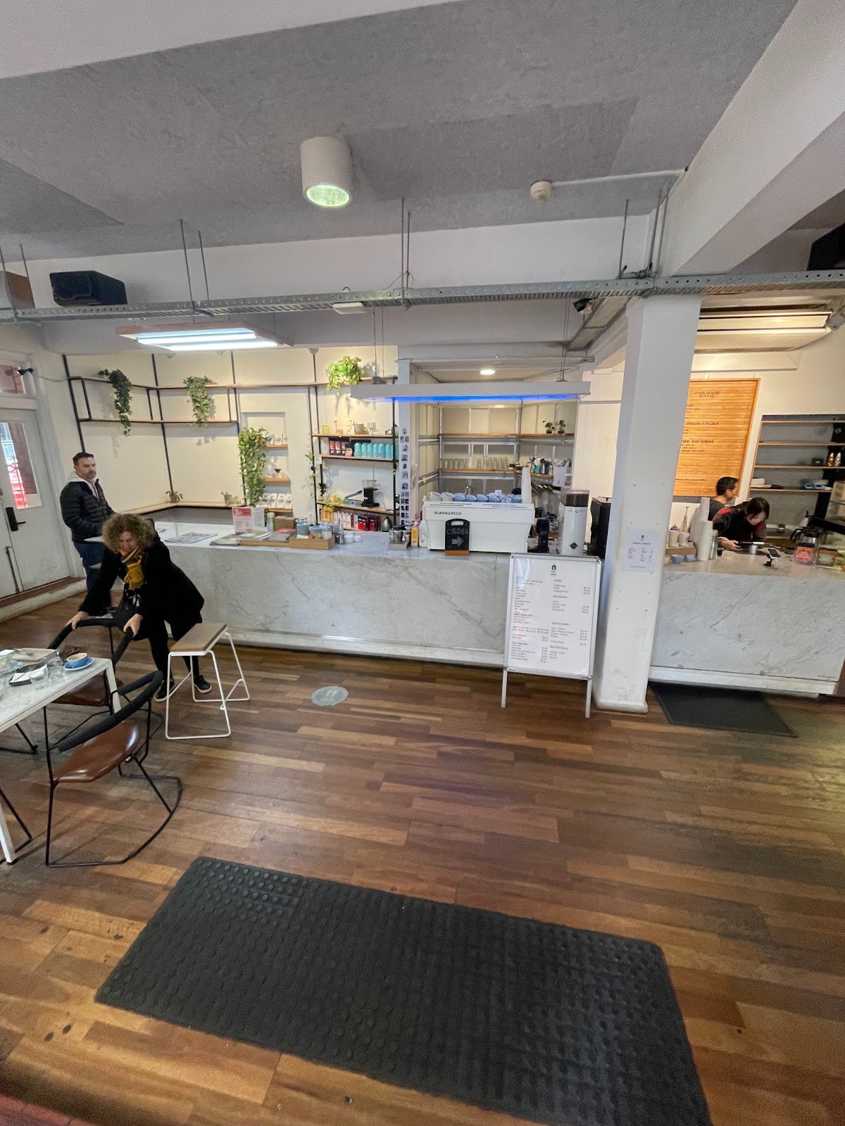 Poolhouse Coffee specialty coffee shop in Melbourne - photo 4