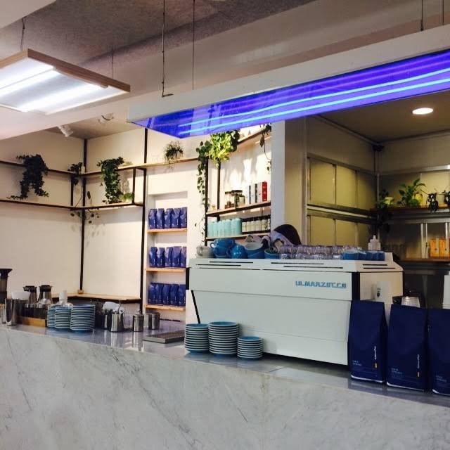 Poolhouse Coffee specialty coffee shop in Melbourne - photo 10