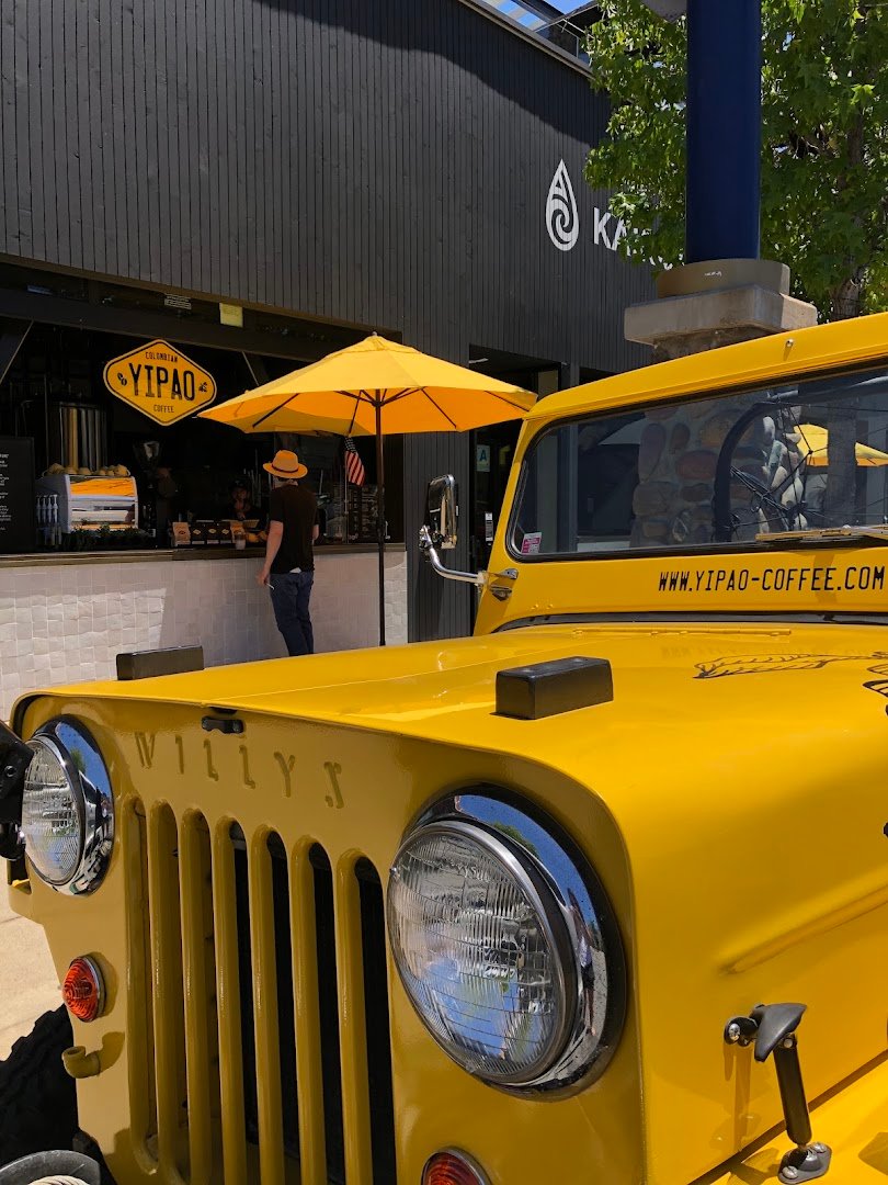 Storefront of Yipao Coffee, specialty coffee shop in San Diego