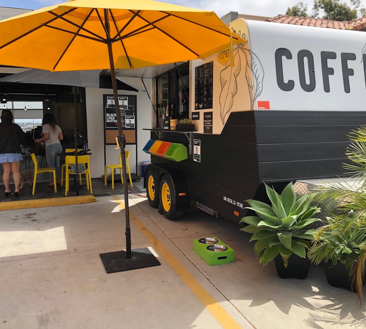 Storefront of Yipao Coffee, specialty coffee shop in San Diego