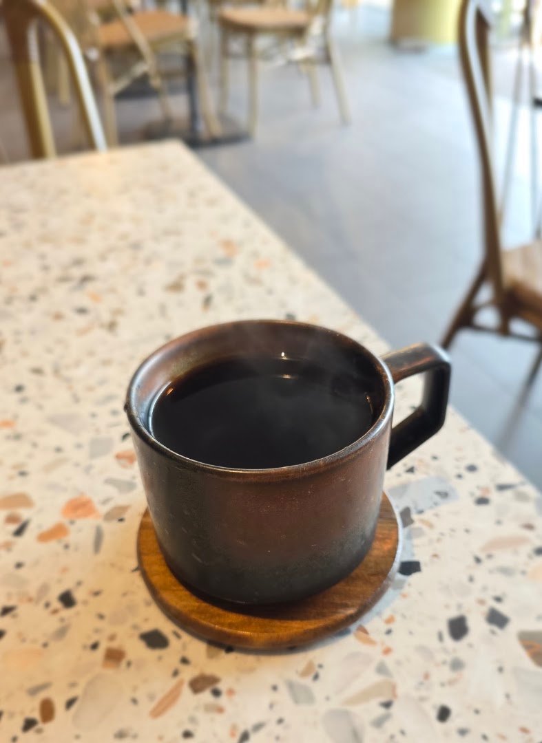 CLOSED-Elbow Room Coffee Roasters specialty coffee shop in Sydney - photo 5