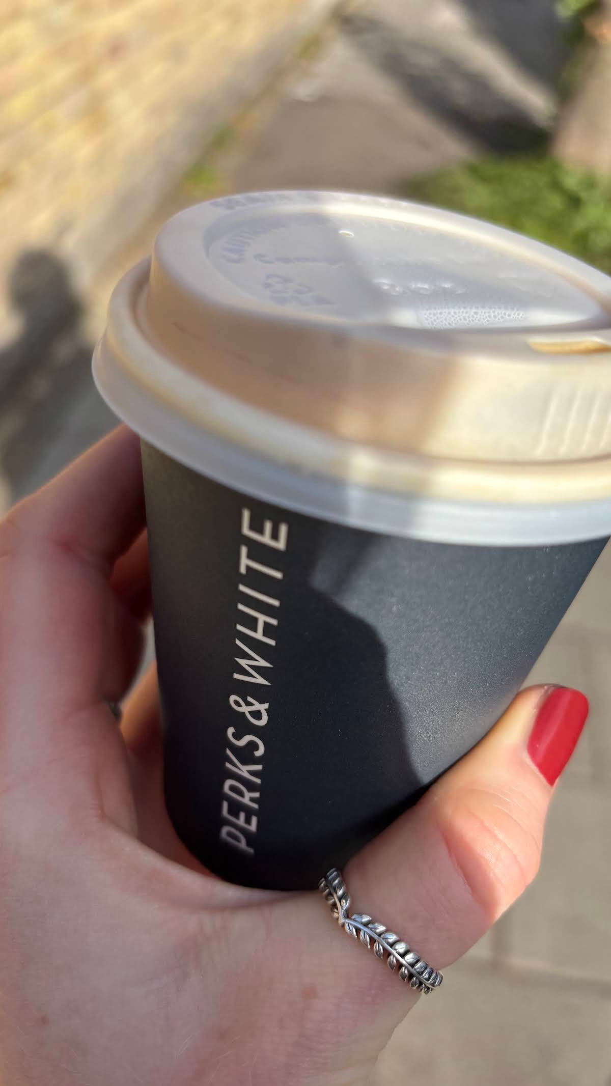 Perks & White coffee, Herne Hill Station specialty coffee shop in London - photo 6