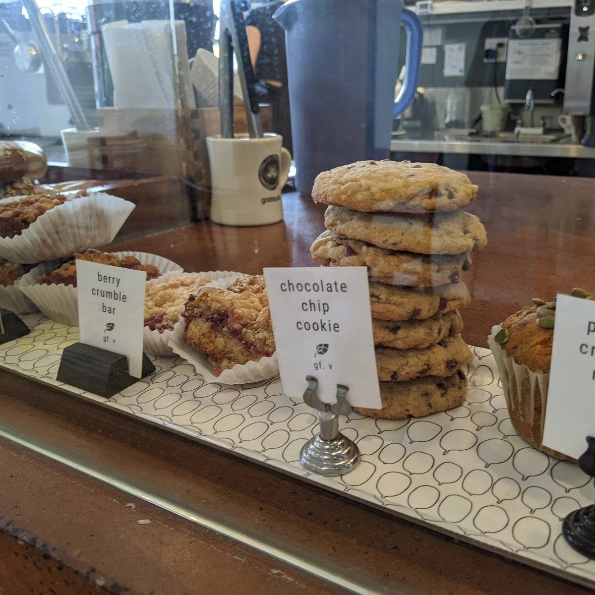 Seven Virtues Coffee Roasters on Glisan specialty coffee shop in Portland - photo 11