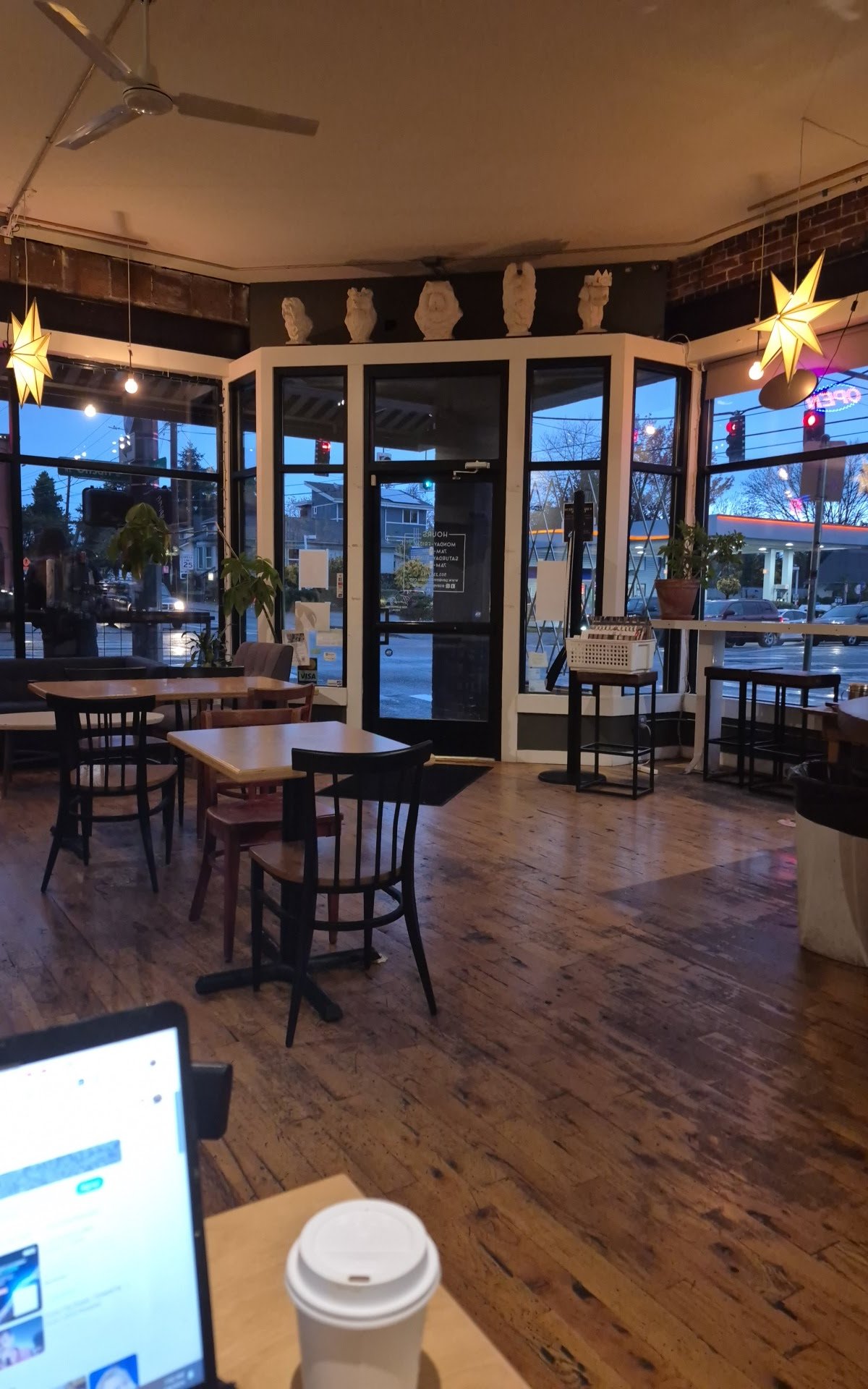 Seven Virtues Coffee Roasters on Glisan specialty coffee shop in Portland - photo 6