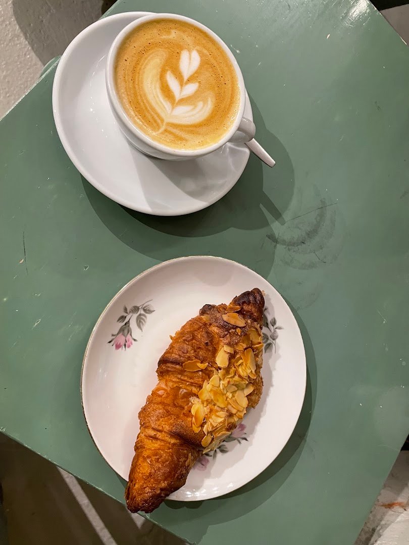 Coffee at Helsingin Kahvipaahtimo, Päiväkahvibaari I / Vallila, specialty coffee shop in Helsinki