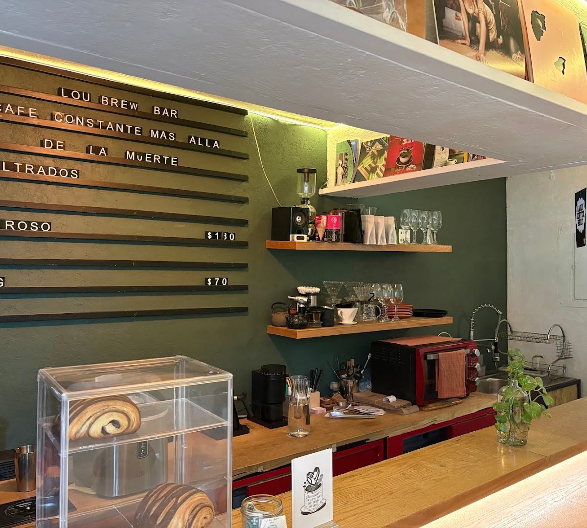 Interior of LOU Brew Bar, specialty coffee shop in Mexico City