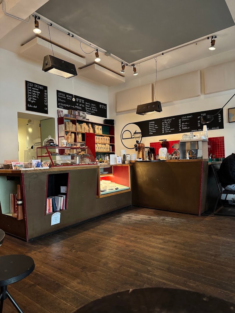 PASSENGER Oppelnerstr. specialty coffee shop in Berlin - photo 2