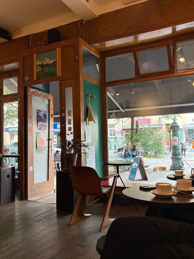 PASSENGER Oppelnerstr. specialty coffee shop in Berlin - photo 3