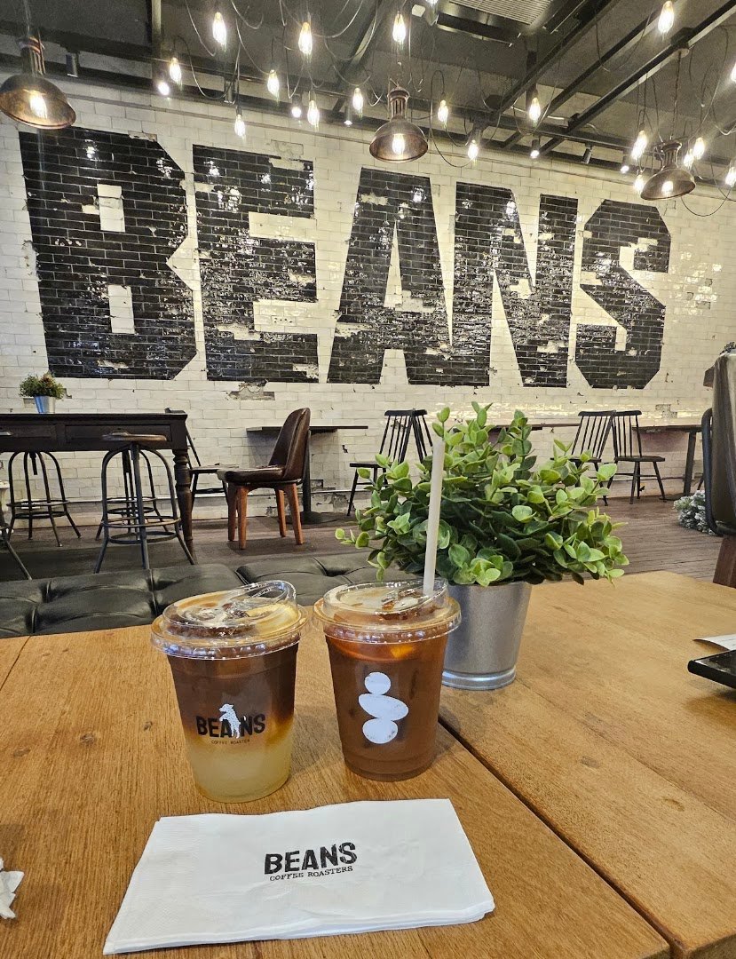 BEANS COFFEE ROASTER SILOM specialty coffee shop in Bangkok - photo 2