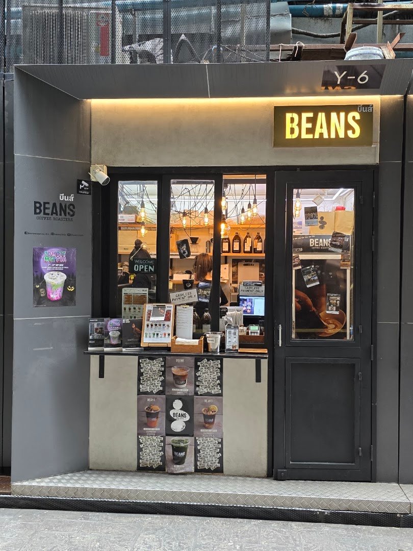BEANS COFFEE ROASTER SILOM specialty coffee shop in Bangkok - photo 7