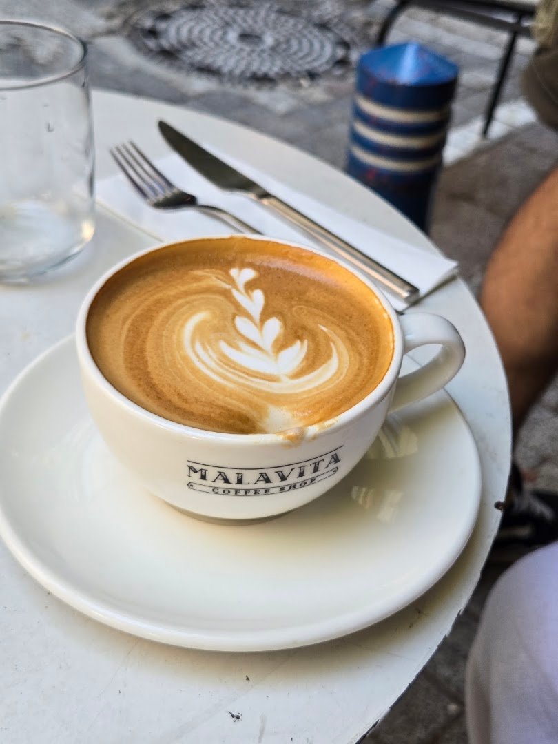 Malavita Coffee specialty coffee shop in Istanbul - photo 5